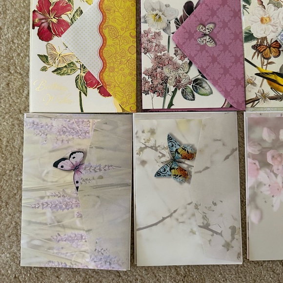 New 12 of different brand of cards with envelopes. - Picture 3 of 7